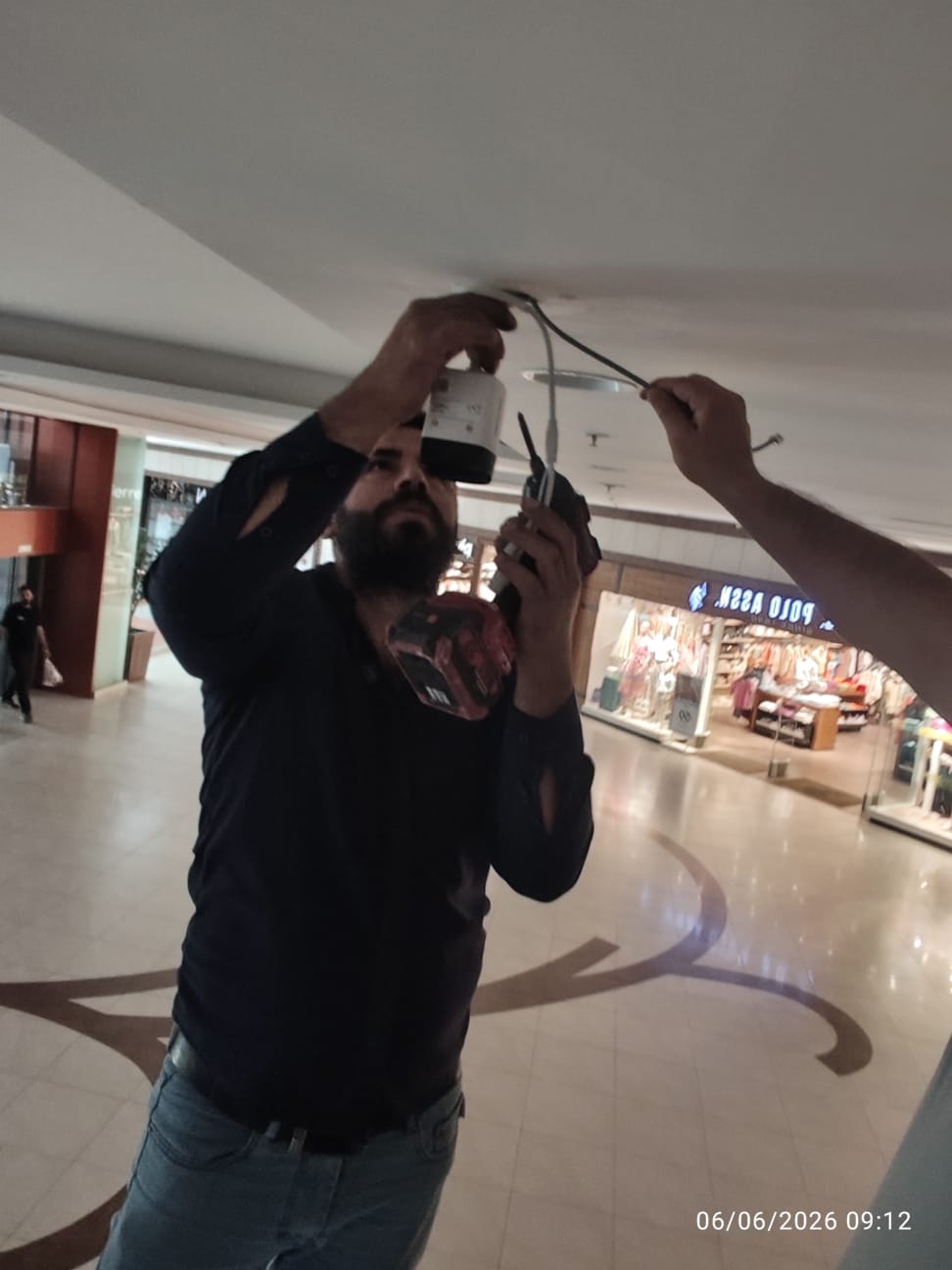Ceylan Karavil AVM Kamera Sistemleri